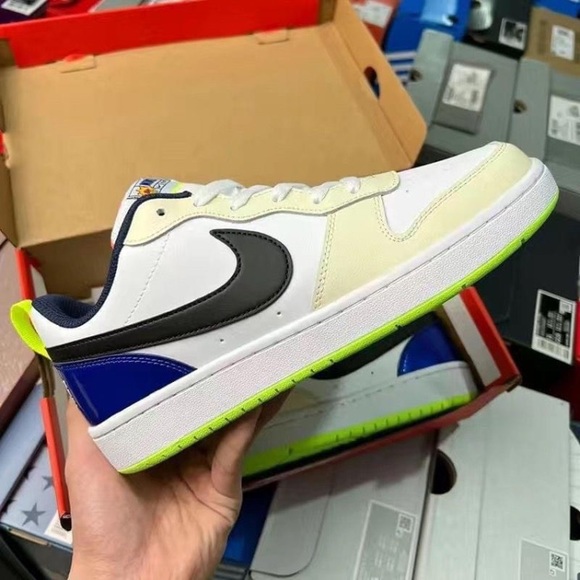 Louis Vuitton snickers for men Dm if interested - Picture 9 of 11